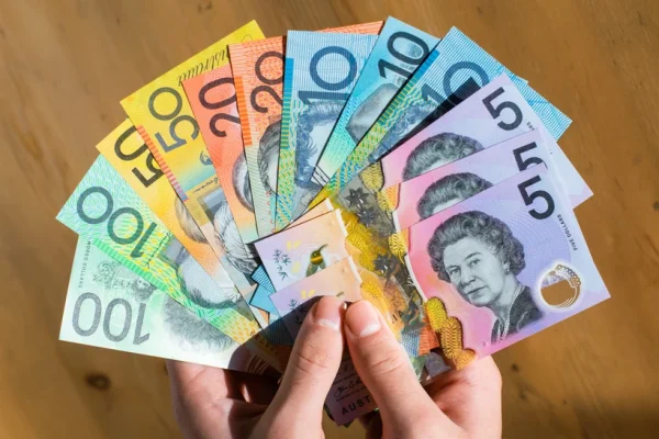 Counterfeit 20 Australian Dollar banknotes